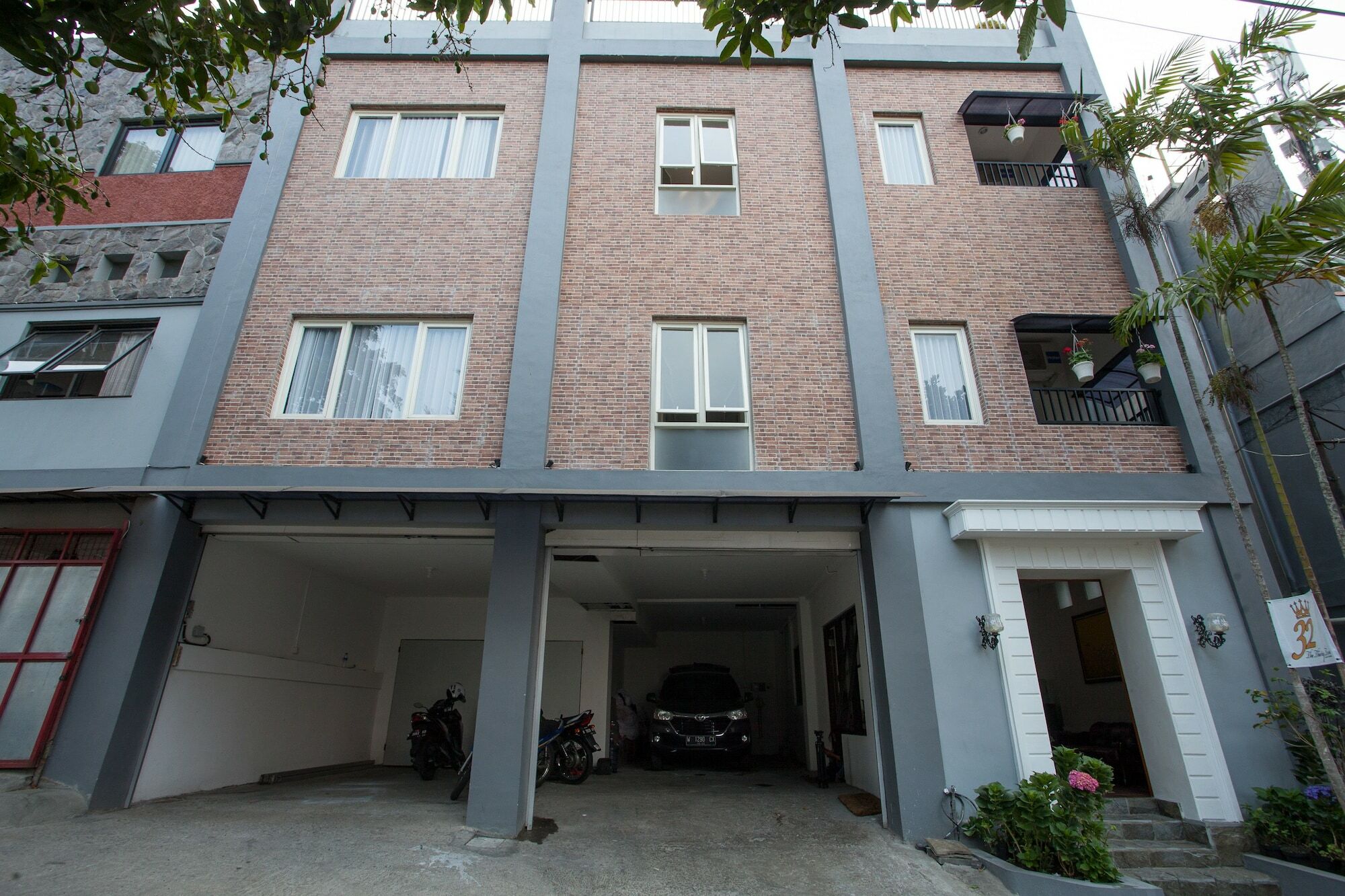 Reddoorz Near Museum Angkut Batu Hotell Batu  Exteriör bild